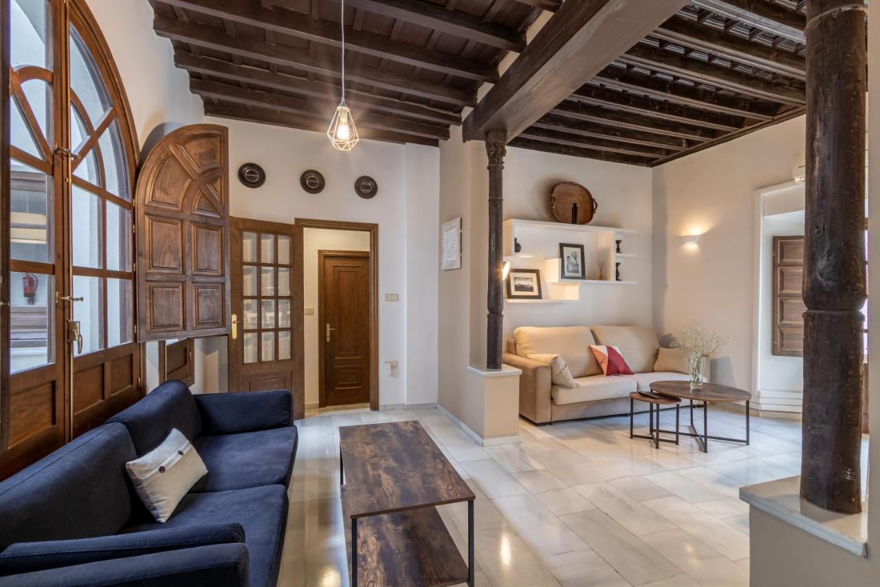 Bns Dauro Suites Granada Bagian luar foto