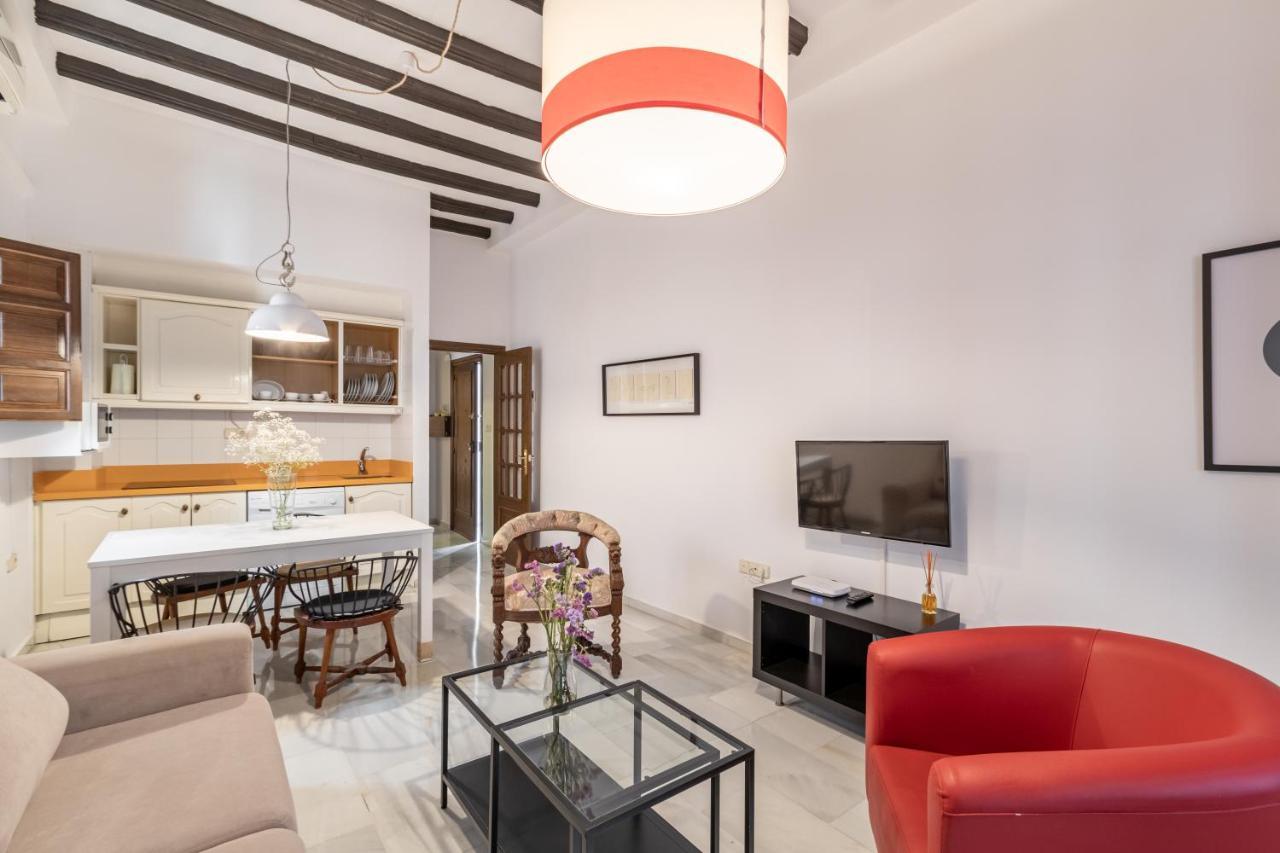Bns Dauro Suites Granada Bagian luar foto