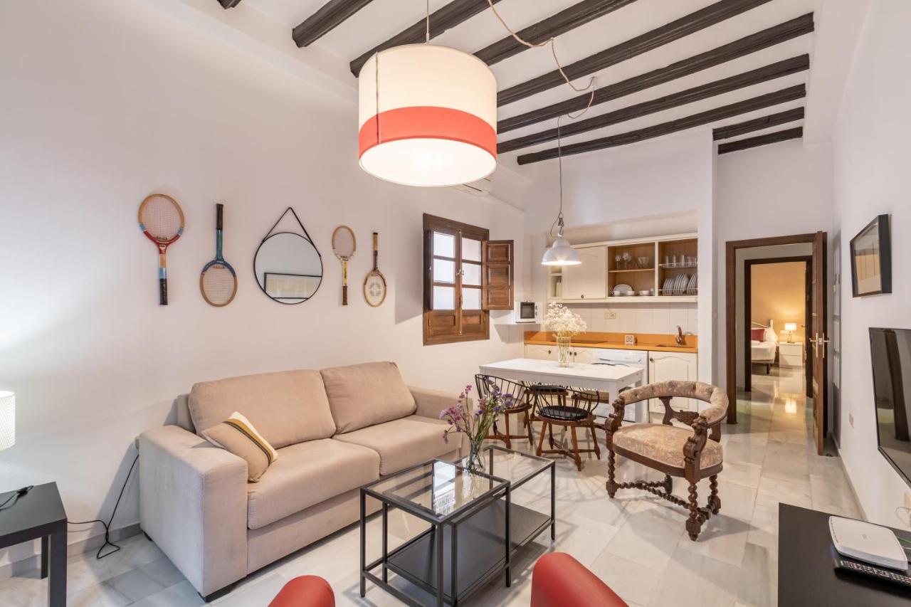 Bns Dauro Suites Granada Bagian luar foto