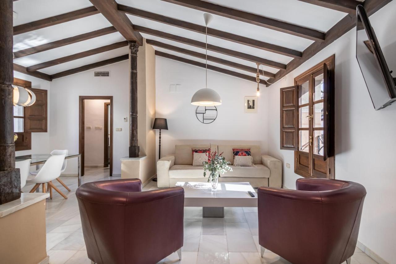 Bns Dauro Suites Granada Bagian luar foto